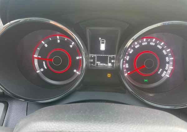 SsangYong Tivoli cena 18500 przebieg: 93000, rok produkcji 2016 z Kudowa-Zdrój małe 137